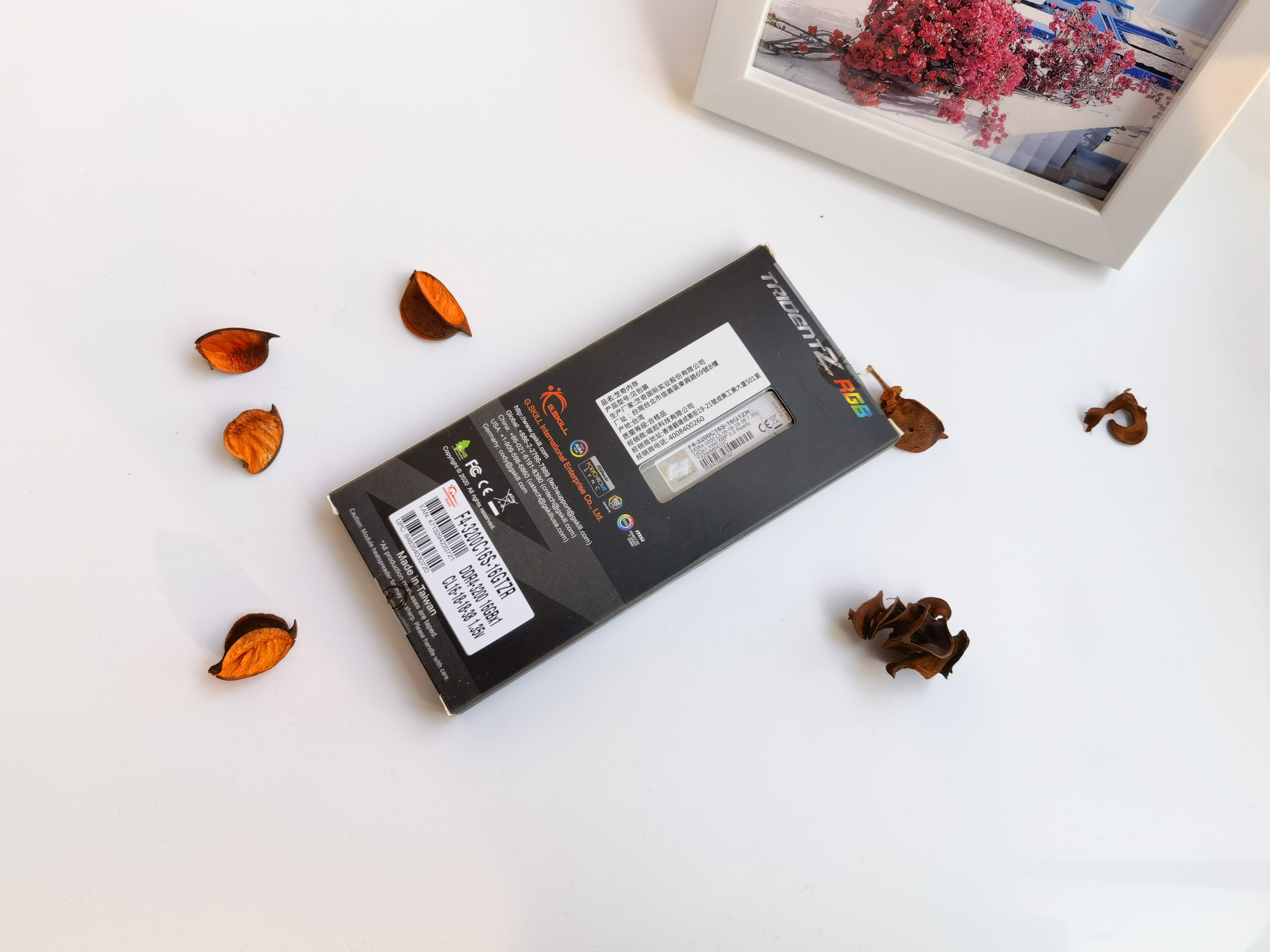 8g双通道和16g单通道内存区别大吗,13700内存单通道和双通道差别大吗