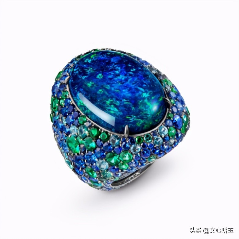 世界上最昂贵的宝石之一——欧泊