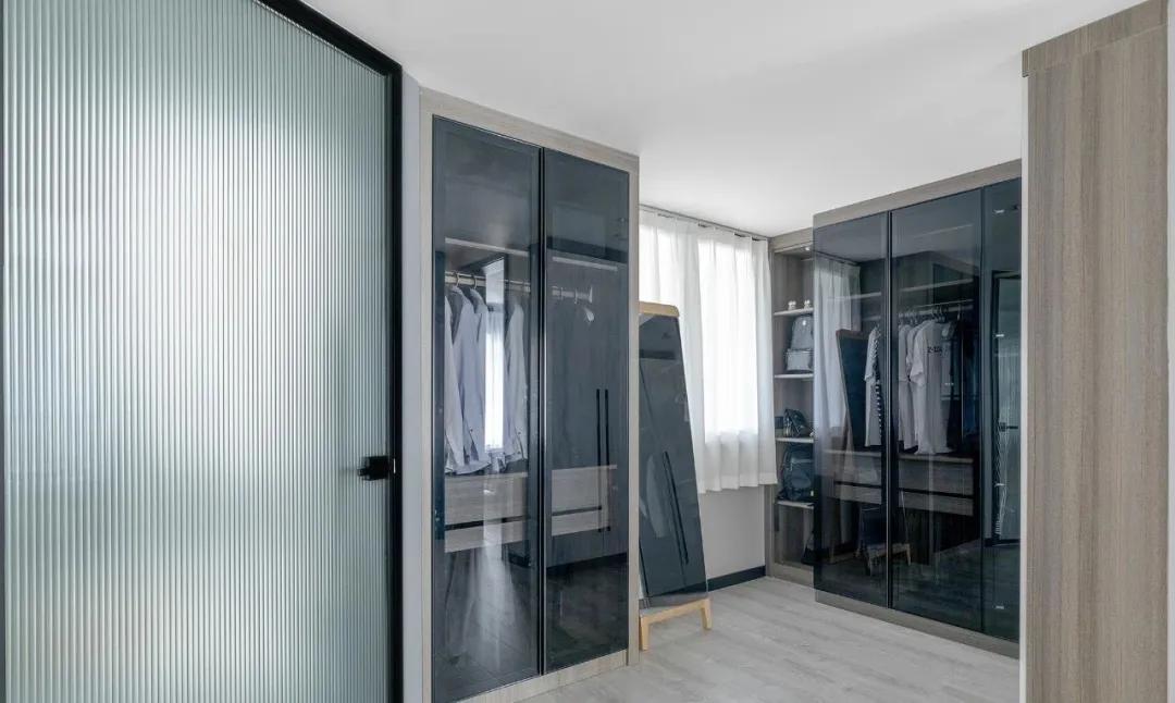 厨房加开窗，开放式衣帽间，一个人住95平的自由