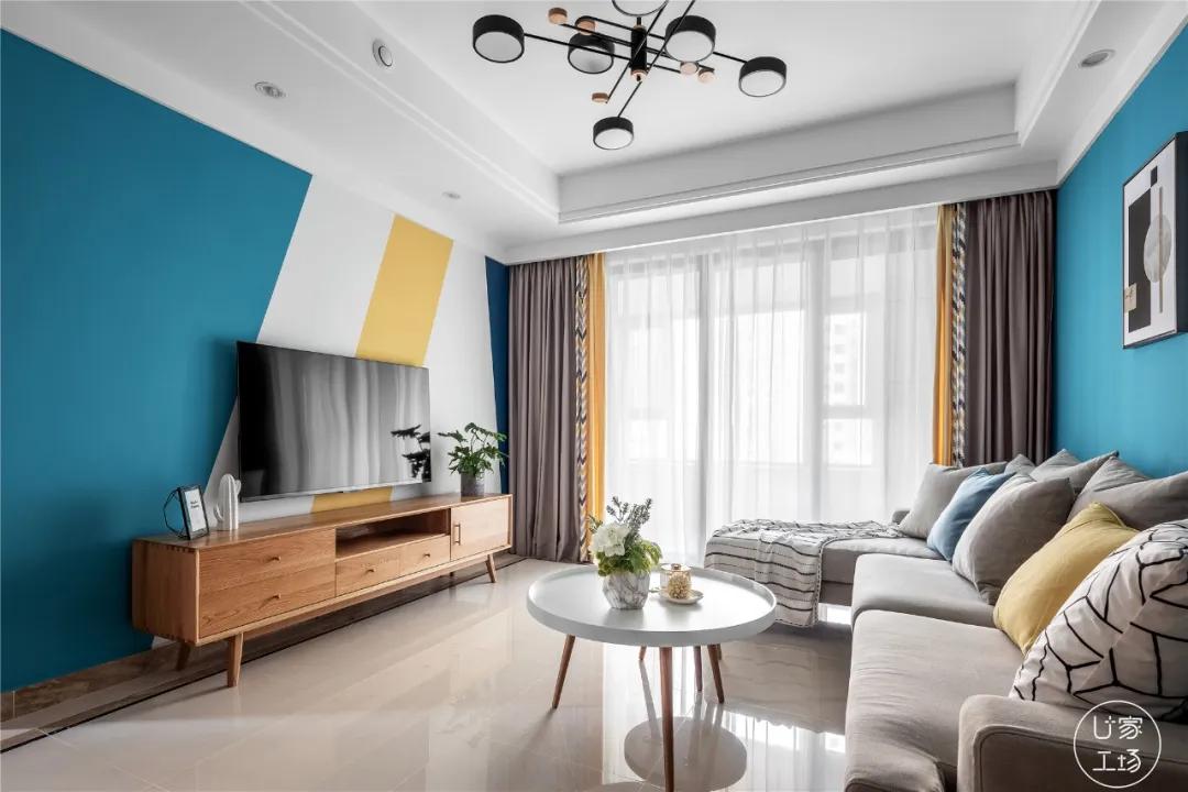 墙面拼色怎么刷,一面墙拼色怎么刷好看