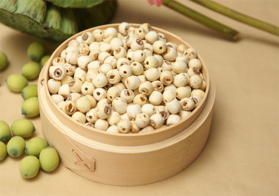 月子里喝什么粥下奶,月子粥各种做法