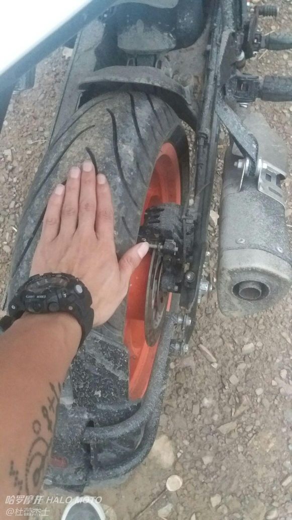 ktmduke390路人视角,适合新手的ktmduke390推荐