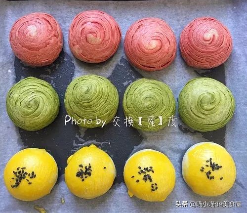 蛋黄酥手法视频,蛋黄酥换皮套路图解