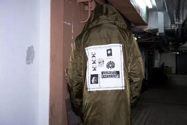 supreme联名日系闪电潮牌,潮牌supreme哪些是真的