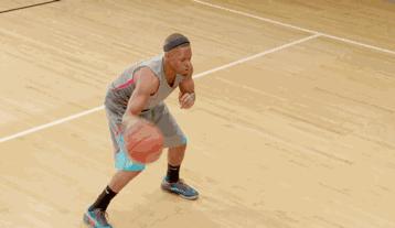 篮球多种变向运球训练,篮球的正确运球训练方法