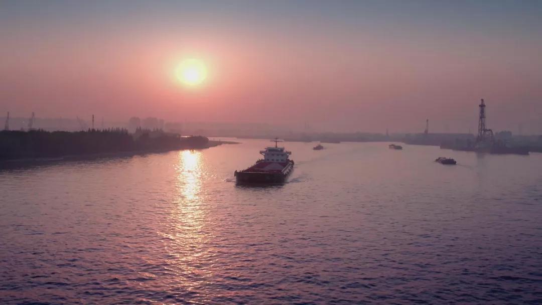 一座城，十六个区，4分20秒带你看航拍上海！