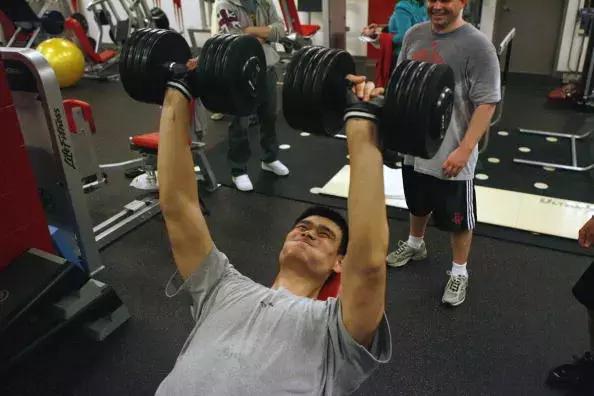 运动时暴汗服对减肥有效吗,减肥出汗最有效方法