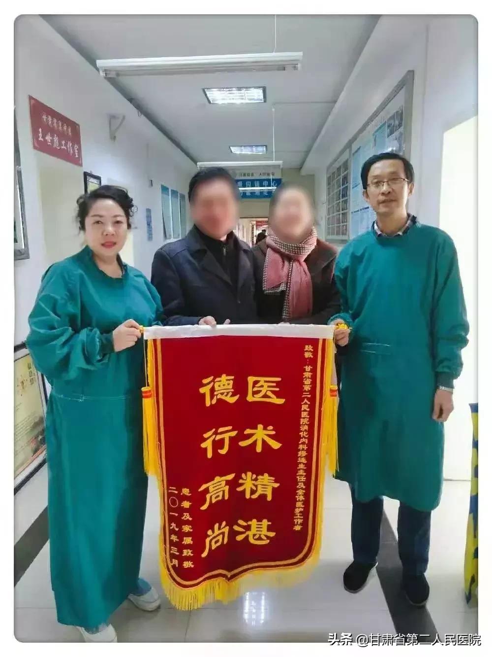 鱼骨刺卡喉咙最快的解决方法,鱼骨刺卡喉怎么办