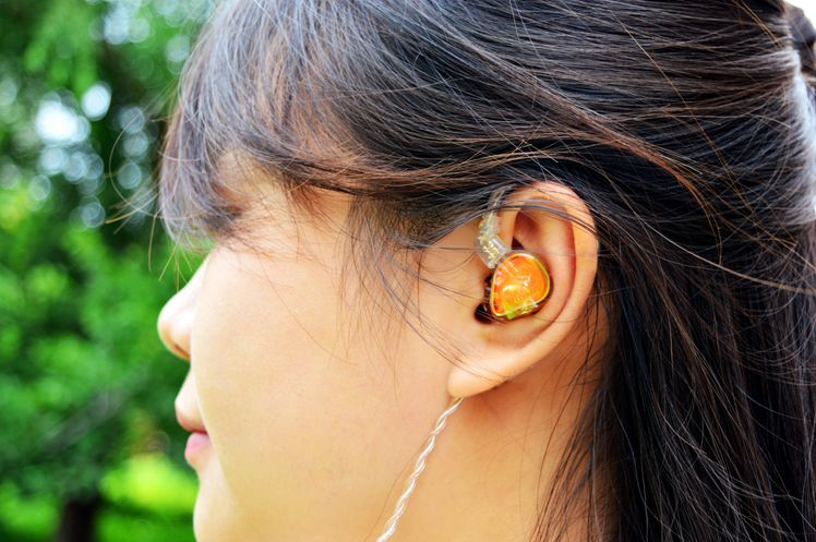 锦瑟香也tfzessence入耳式测评,锦瑟香也tfzlive3pro耳机测评