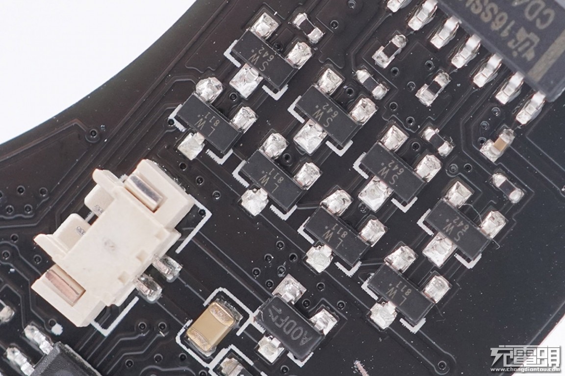 99钱充电器好用吗,99元充电宝值不值得购买