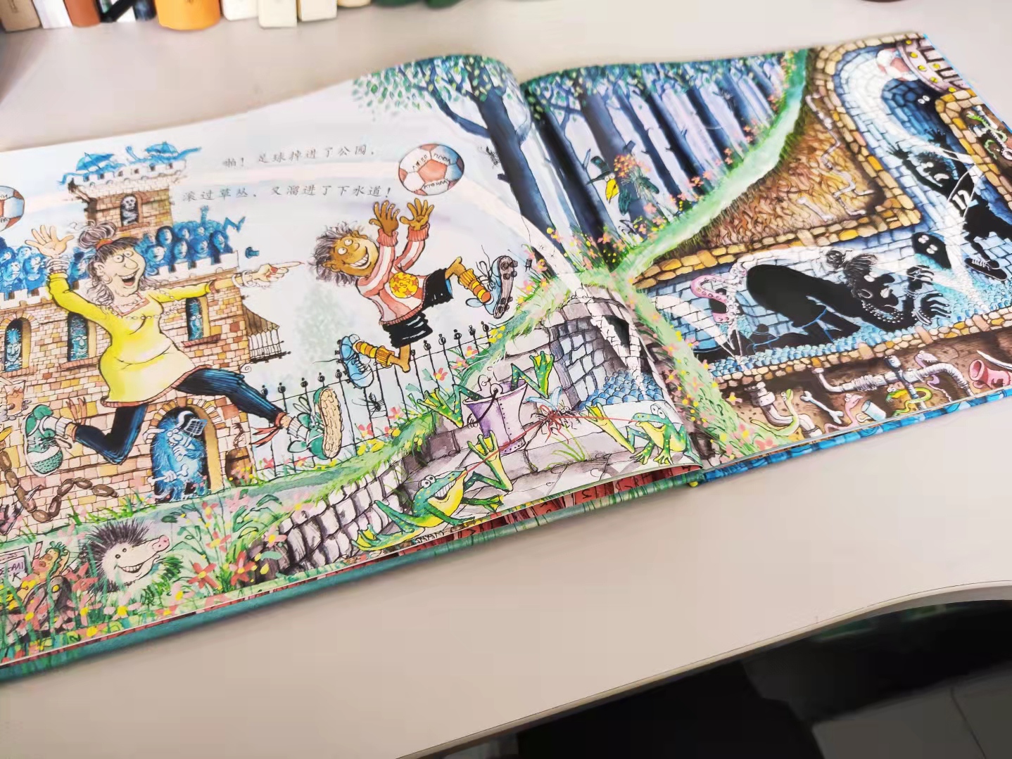 足球绘本作品幼儿园,有关足球的绘本推荐