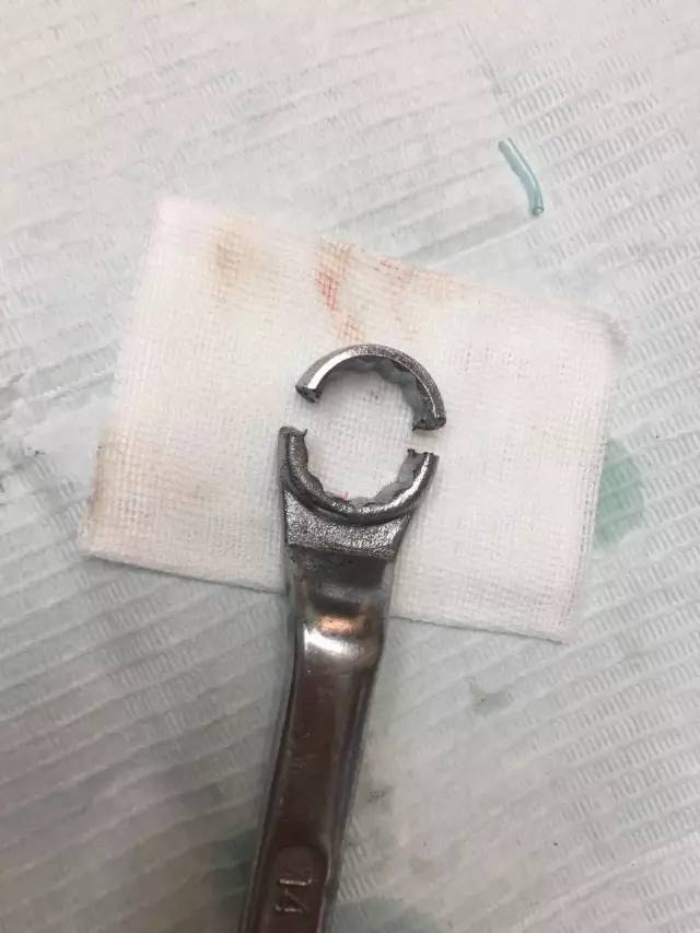 如果医护人员出摊，他们能提供哪些服务？第一个我就笑喷了