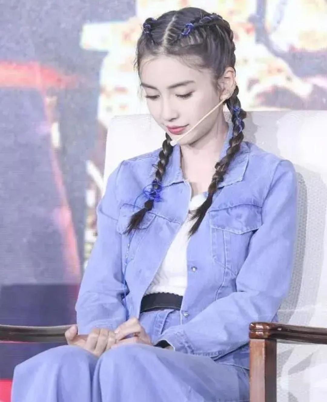 适合披头发的编发过程简单,好看又简单的披发编发教程