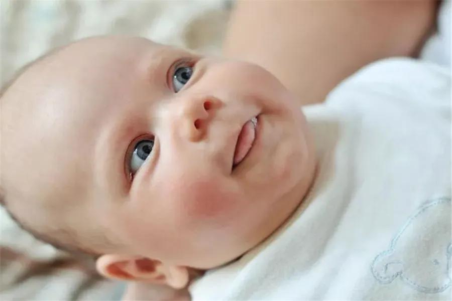 家中宝宝睡不踏实,家里小孩老是睡觉不踏实