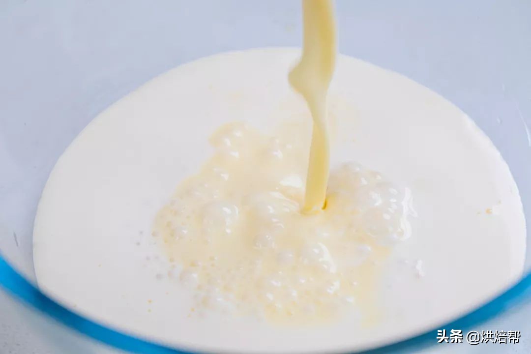 学会这个裱花技巧手残党都不怕了,新手小白裱花怎么练习