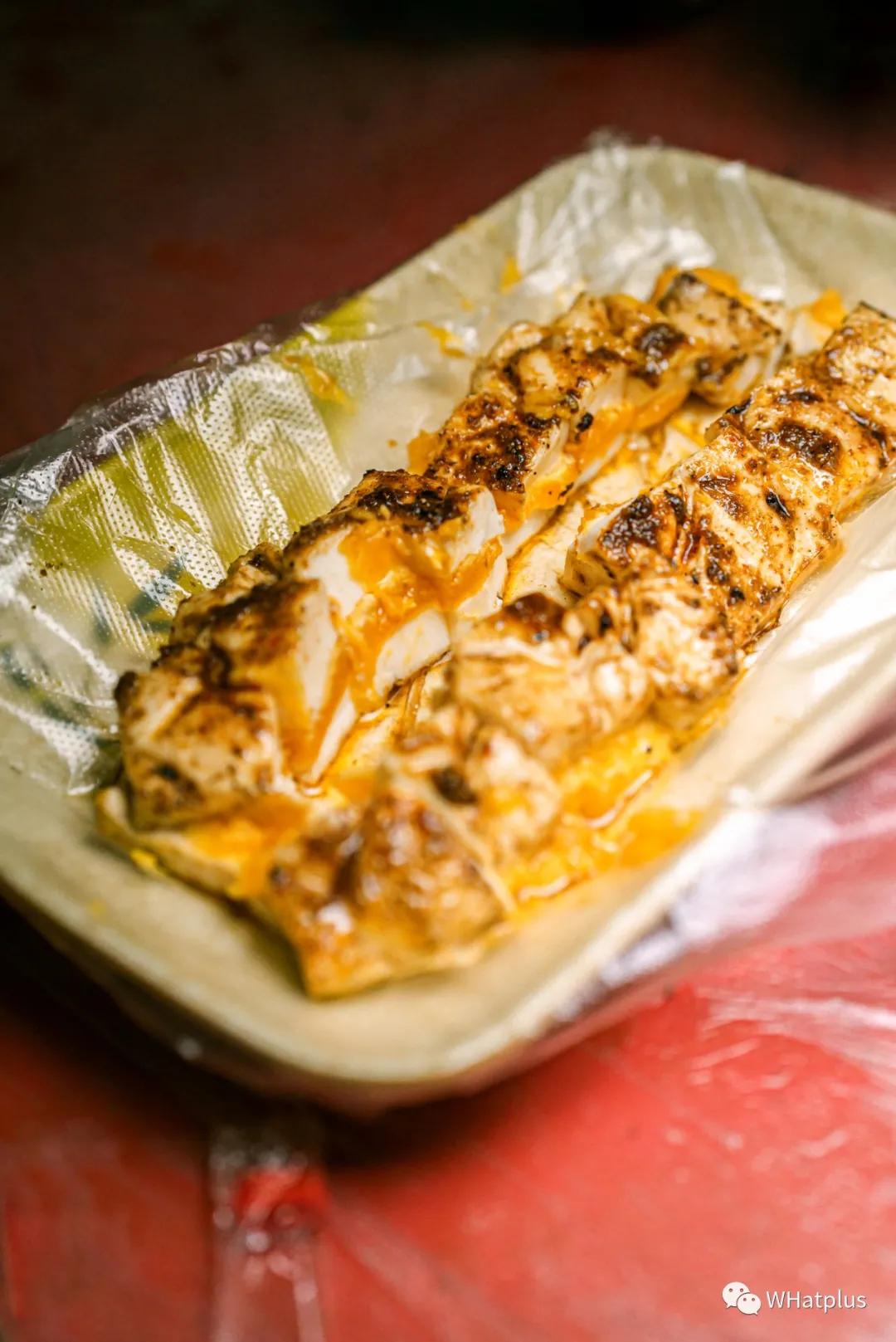 只有一张桌子的烧烤,只有3张桌子的川菜馆