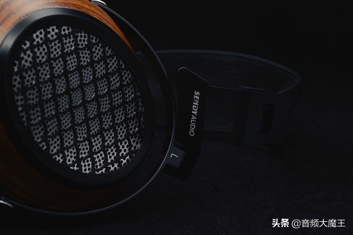 木匠与美人——SendyAudio黑美人Aiva平板耳机评测