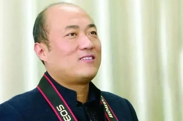 倾听青年心声鼓励青年成长,倾听潮涌之声