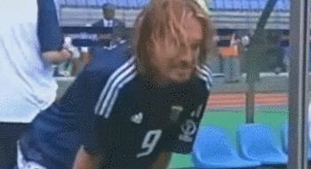 球场悲伤时刻,球场上的悲情瞬间