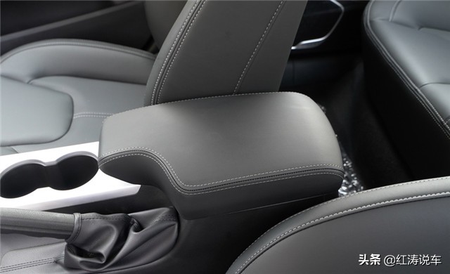 艾瑞泽5手自一体开车测评,工薪阶层开什么车比较好