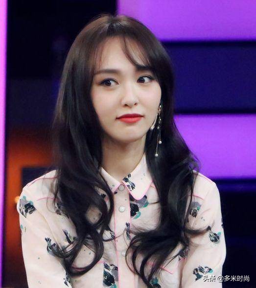 唐嫣和杨幂的发际线,杨幂额头高怎么弄刘海