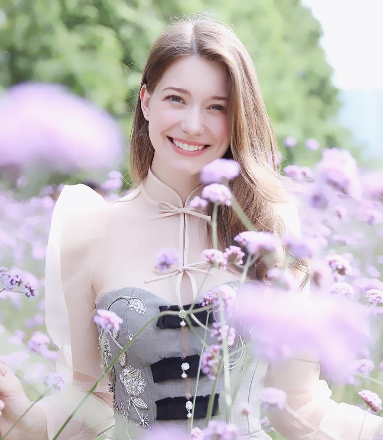 白俄罗斯女艺人模特写真,白俄罗斯超模写真