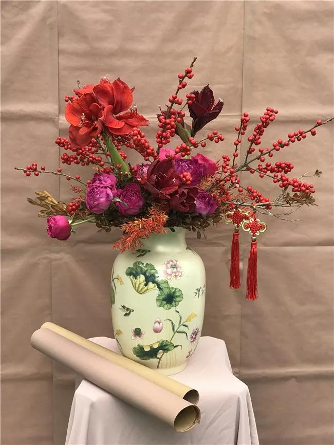 这家不足50㎡的花店，年营业额竟达300多万，被称“花痴”的他是怎么做到的？