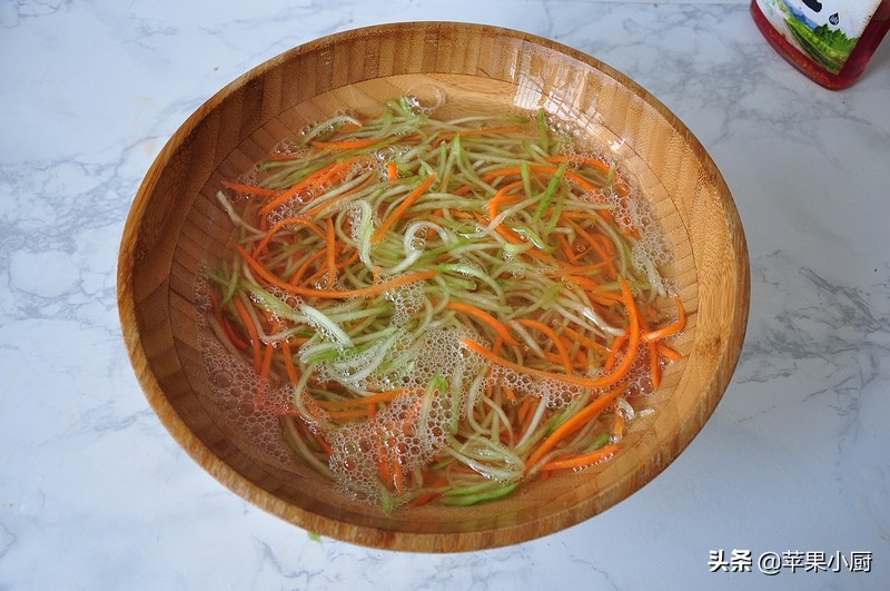 佛手瓜凉拌菜的制作方法,佛手瓜怎么炒好吃凉拌菜