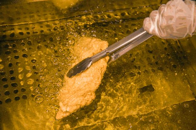 运城万达正豪大大鸡排就是不给客户切，到底咋会事情？