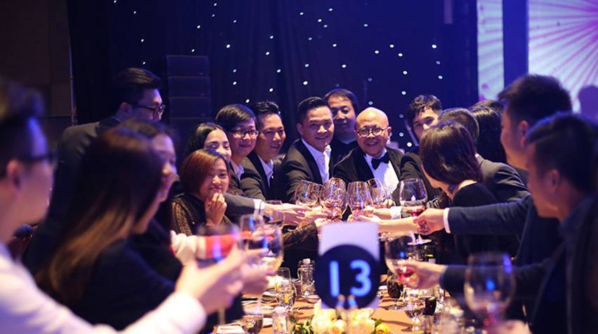 周黑鸭最新商业模式,周黑鸭登榜武汉