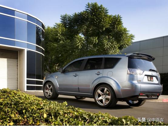 三菱老款欧蓝德evo版本,三菱欧蓝德前世今生