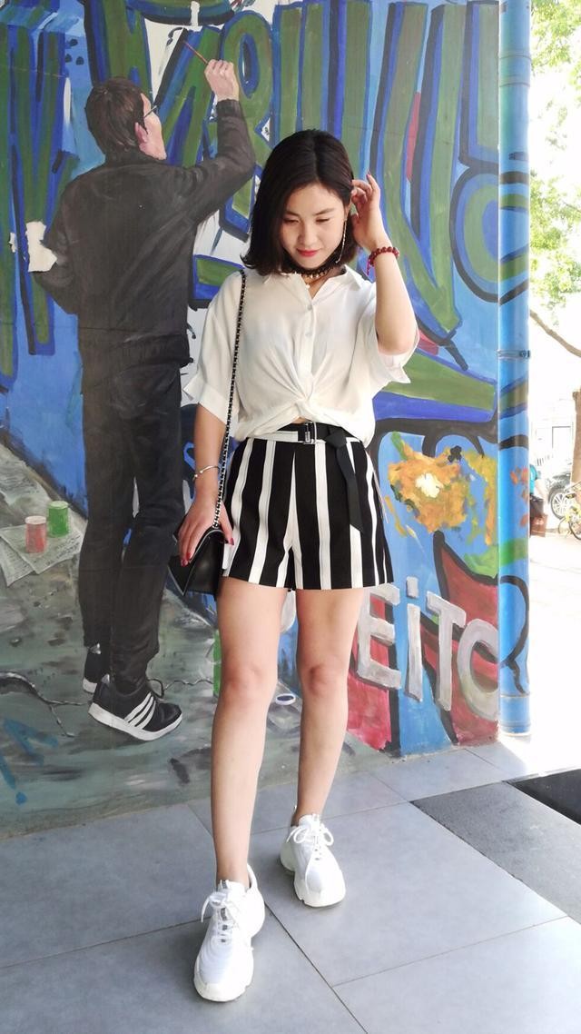 显瘦显高的平底鞋,这才是时髦精的穿搭示范