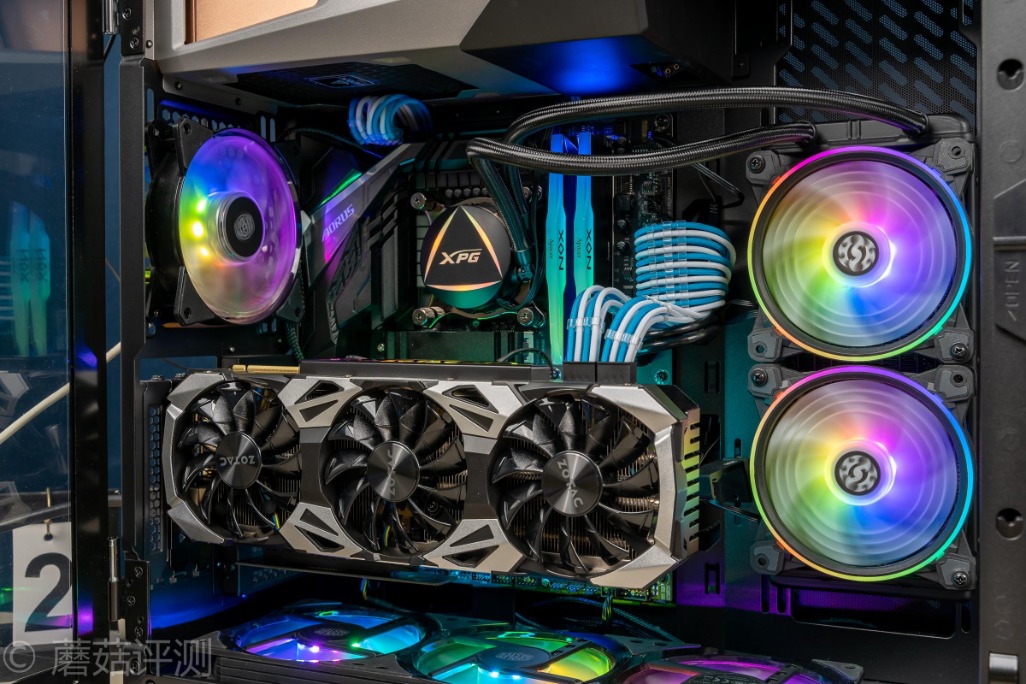 最好的240水冷评测,240分体水冷和240一体水冷对比
