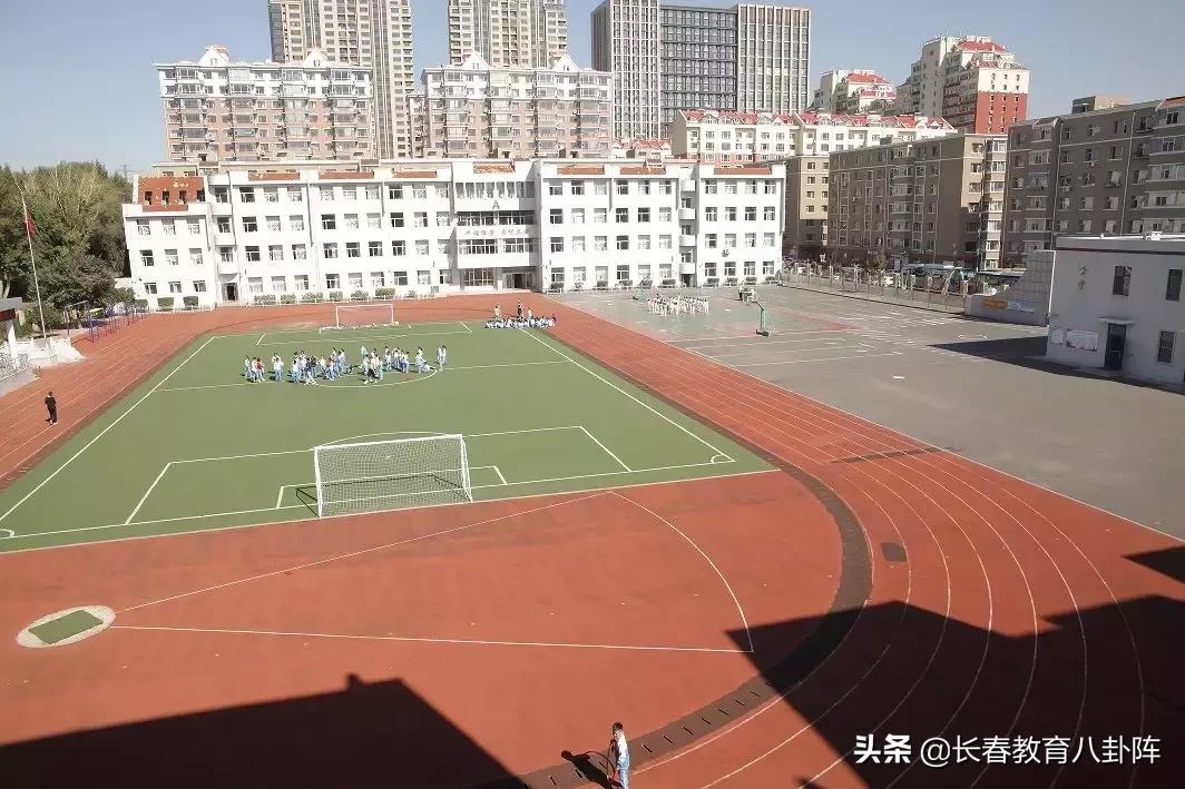 长春全日制北方教育哪个校区好,长春外国语学校里面环境