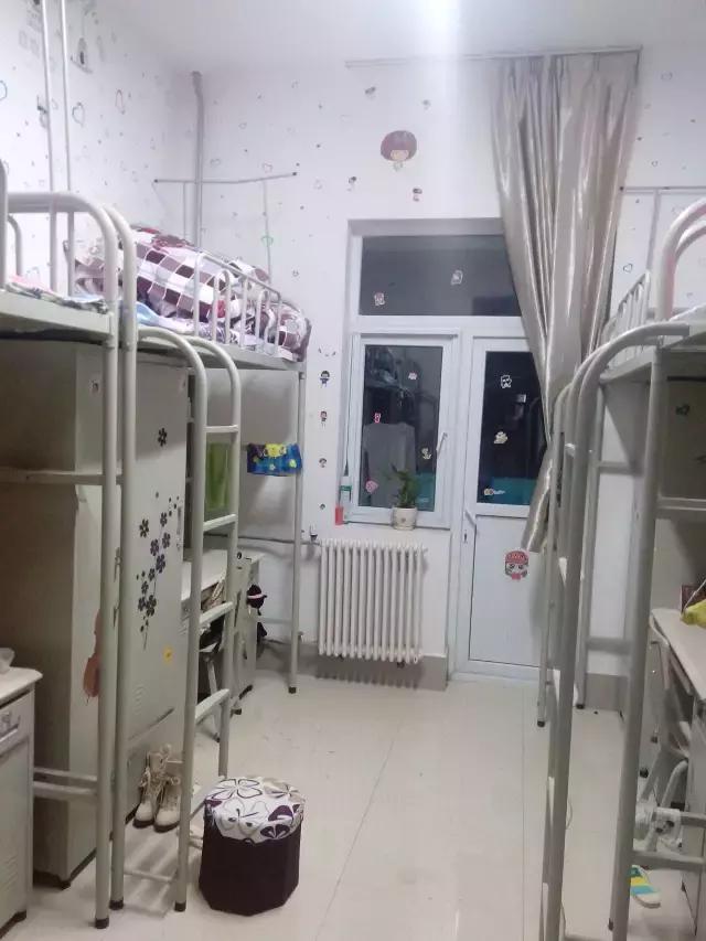 西安建筑科技大学大雁塔校区宿舍,西安高新职业技术学院宿舍