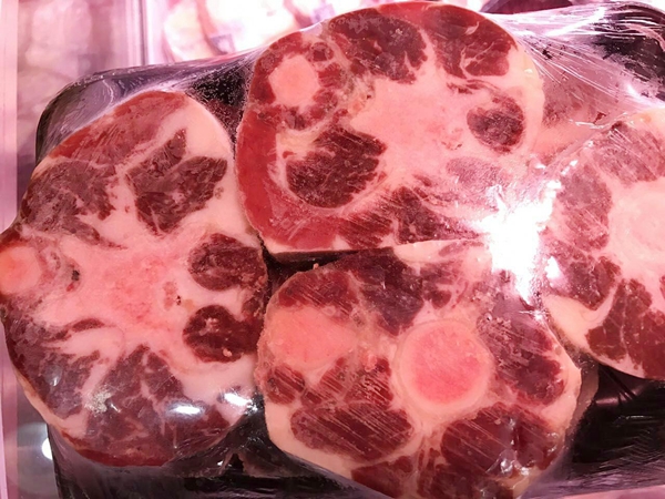 三文鱼到底好不好吃生的能吃吗,三文鱼为什么要生吃不能煮着吃