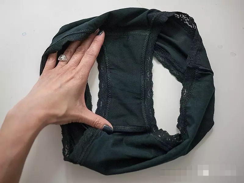 不用姨妈巾的后果,大姨妈来了又没戴姨妈巾怎么解决