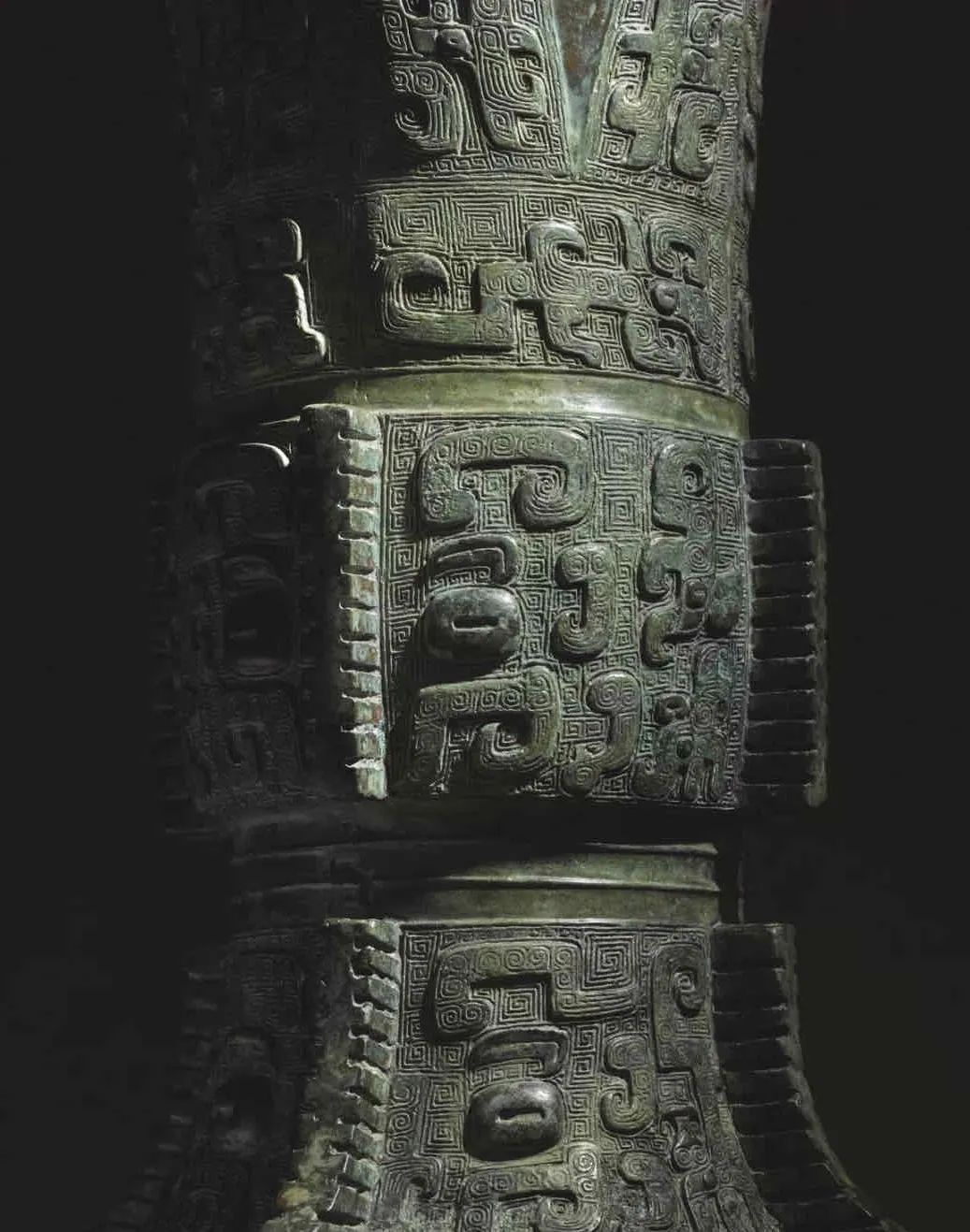 商晚期青铜器龙形觥图文,商代鸟兽纹觥