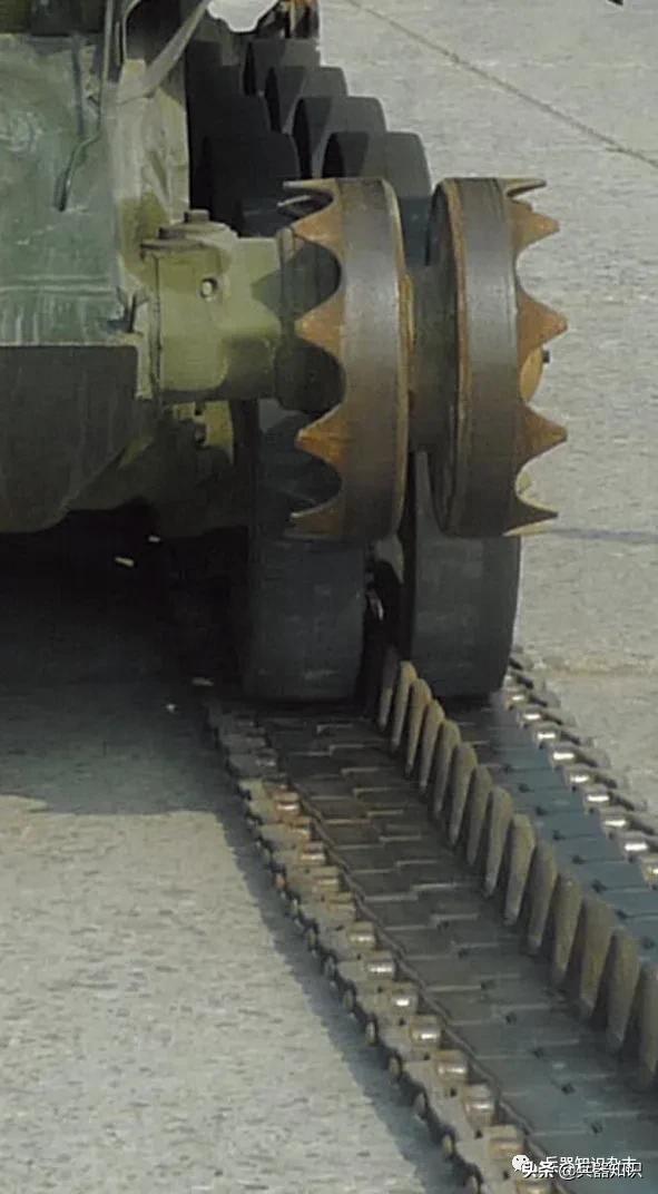 履带板的优点和缺点,履带板生产视频