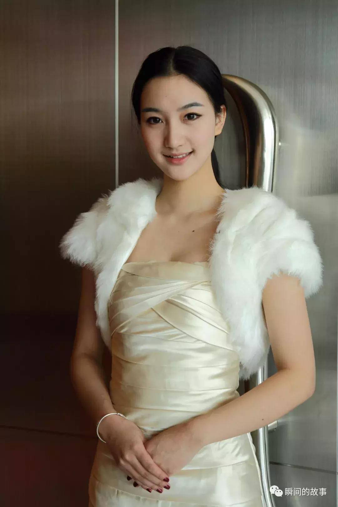 4s店小车车模,4s车模