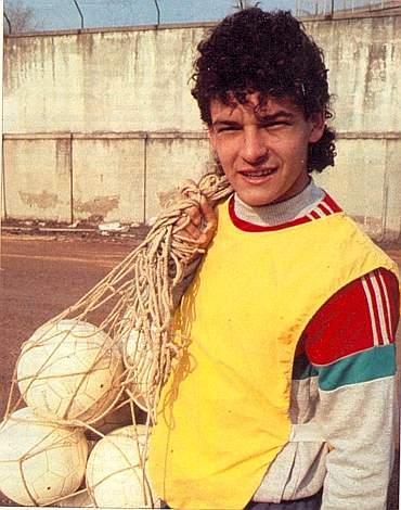 意大利天之骄子罗伯特巴乔,罗伯特巴乔那一抹忧郁的蓝色风情