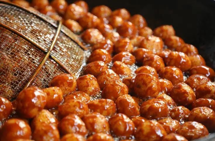 成本低小吃炸串,小吃蛋烘糕做法