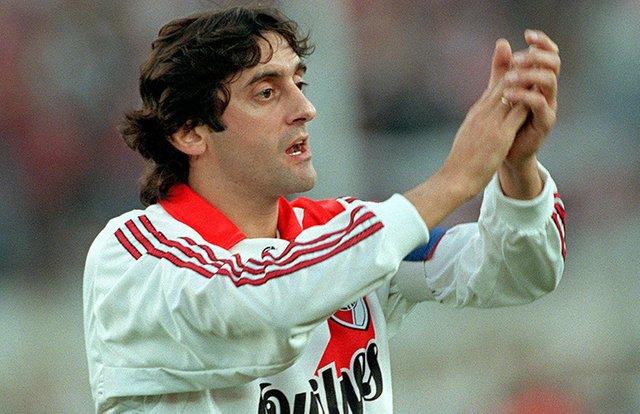 乌拉圭史上十大足球球星,乌拉圭足球球员名单