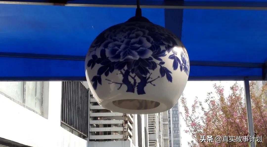 精英中产夫妻的创业,年轻夫妻创业失败的案例