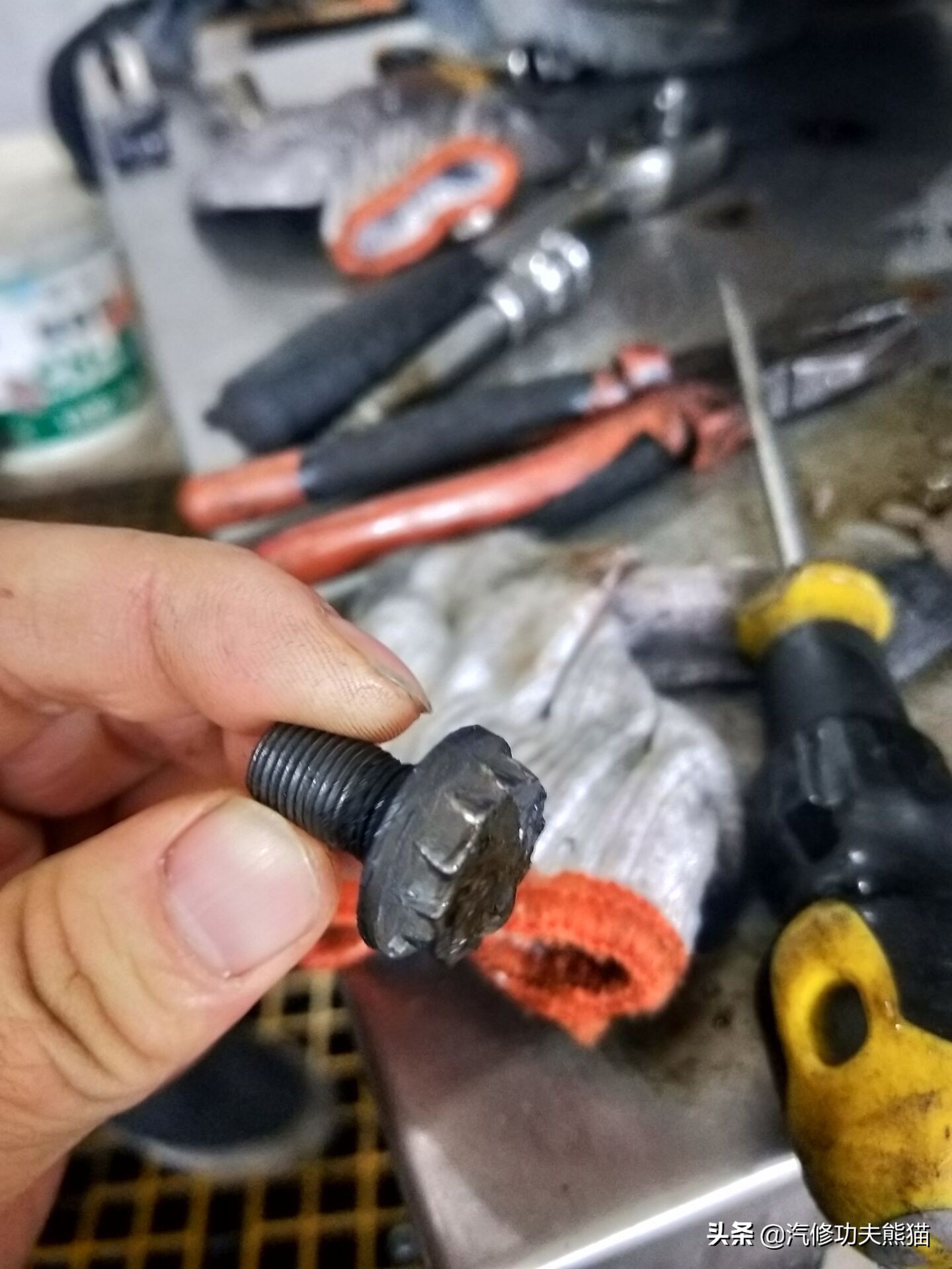 大众途观烧机油有必要大修吗,大众途观烧机油2010年