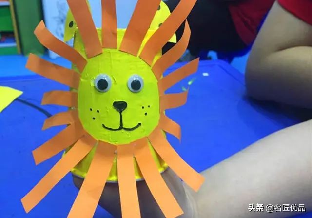 用黏土做简单又可爱的小狮子,小狮子粘土手工制作教程