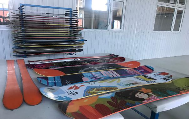 凤凰涅磐黑檀木,凤凰涅磐破茧重生