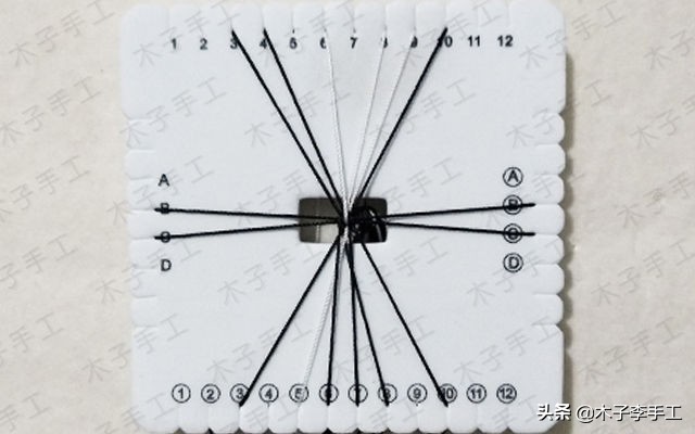 方形盘编器编手机挂绳,盘编手机挂绳编织教程