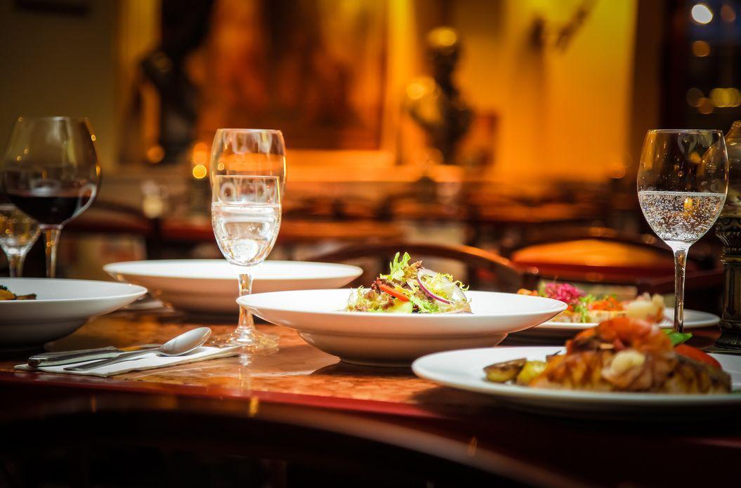 为什么高端白酒都是53度,行业内幕大揭秘浓香型白酒