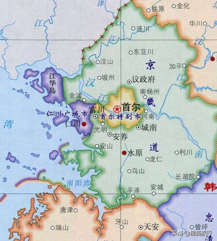 韩国首尔物价很高，吃一只炖鸡42000韩元，地铁2400起步